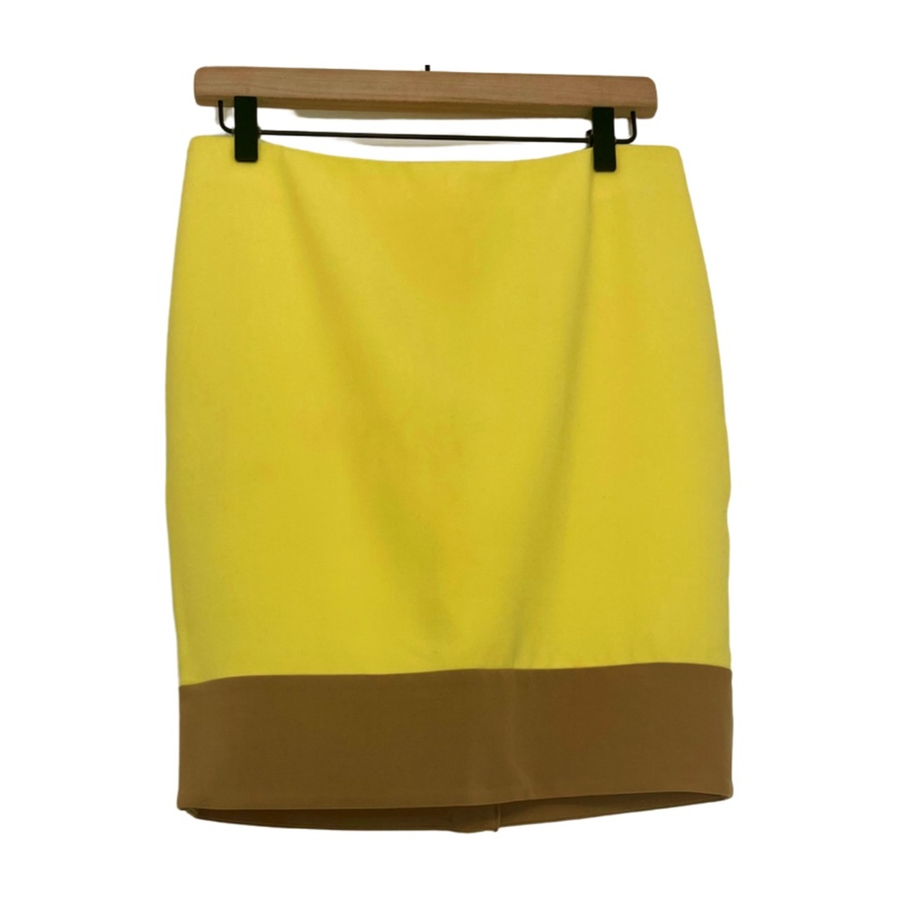 NWT New York & Company Yellow Color Block Stretch Mini Skirt. Size 4